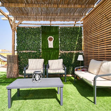 Perfect Beach Location With Roof Terrace Фуэнхирола Экстерьер фото